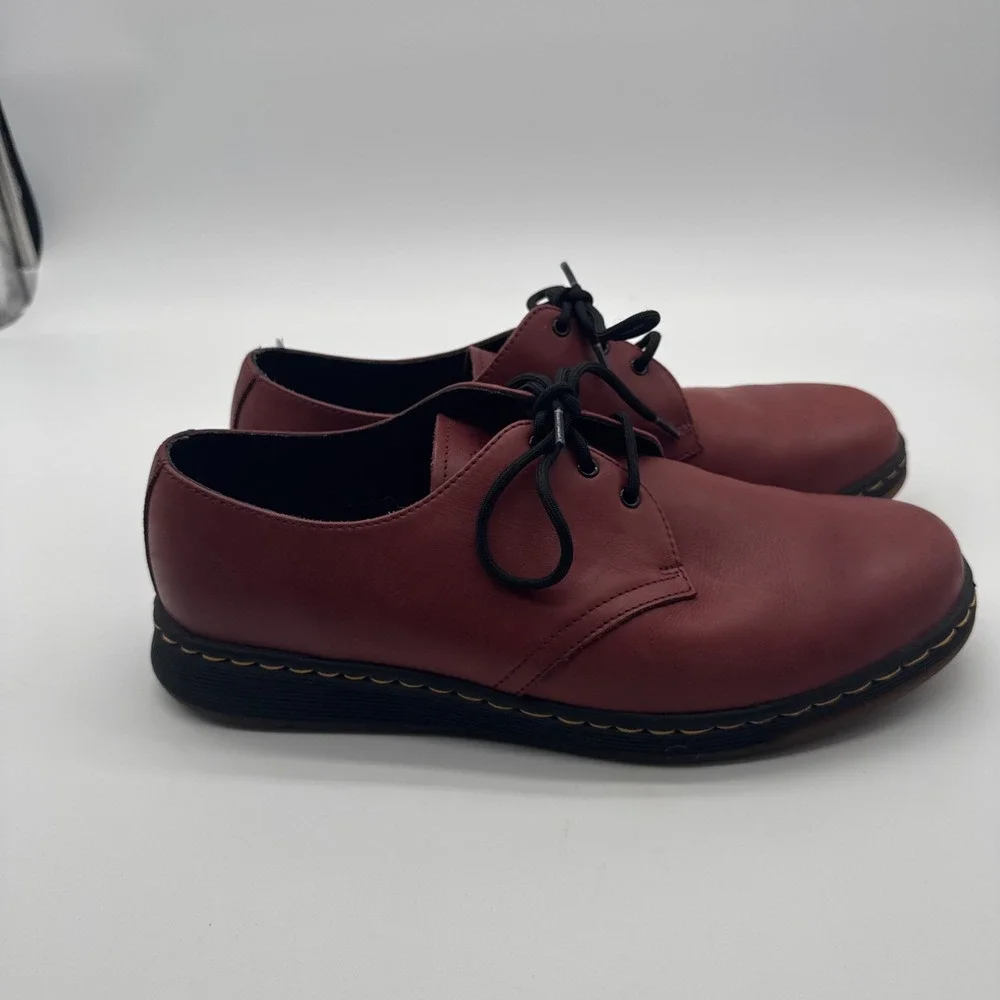 Dr. Martens product pair